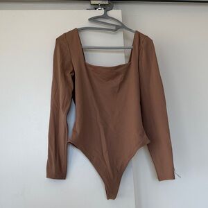 Aritzia Tan/ Brown Long Sleeve Body Suit